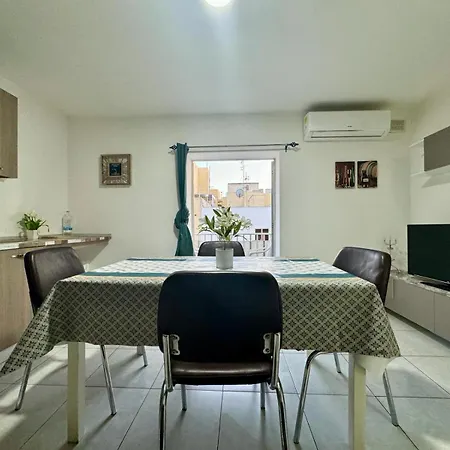 Cozy Bugibba Two Bedroom Lejlighed San Pawl il-Baħar