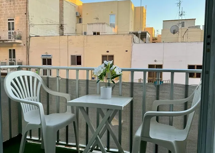 Cozy Bugibba Two Bedroom *