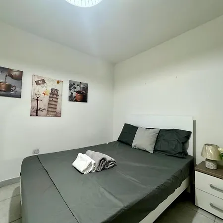 公寓 Cozy Bugibba Two Bedroom 圣保罗湾城