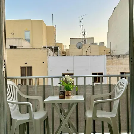 Cozy Bugibba Two Bedroom 圣保罗湾城